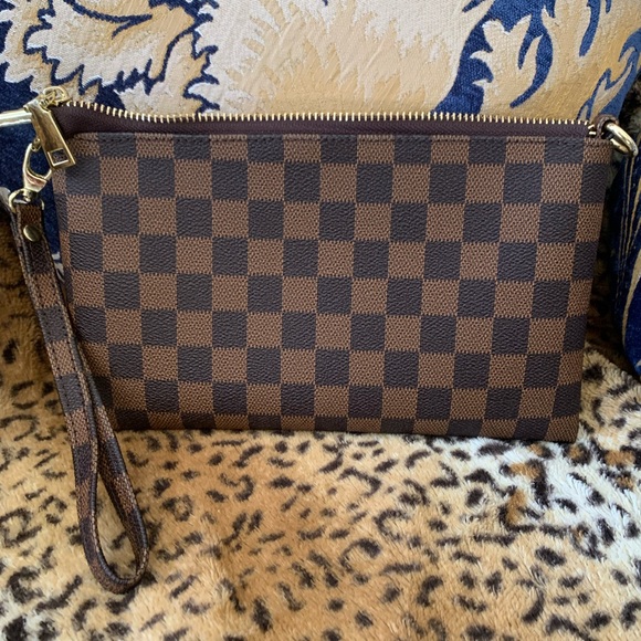 Damier Ebene Pallas Style Pouchette - Picture 2 of 6